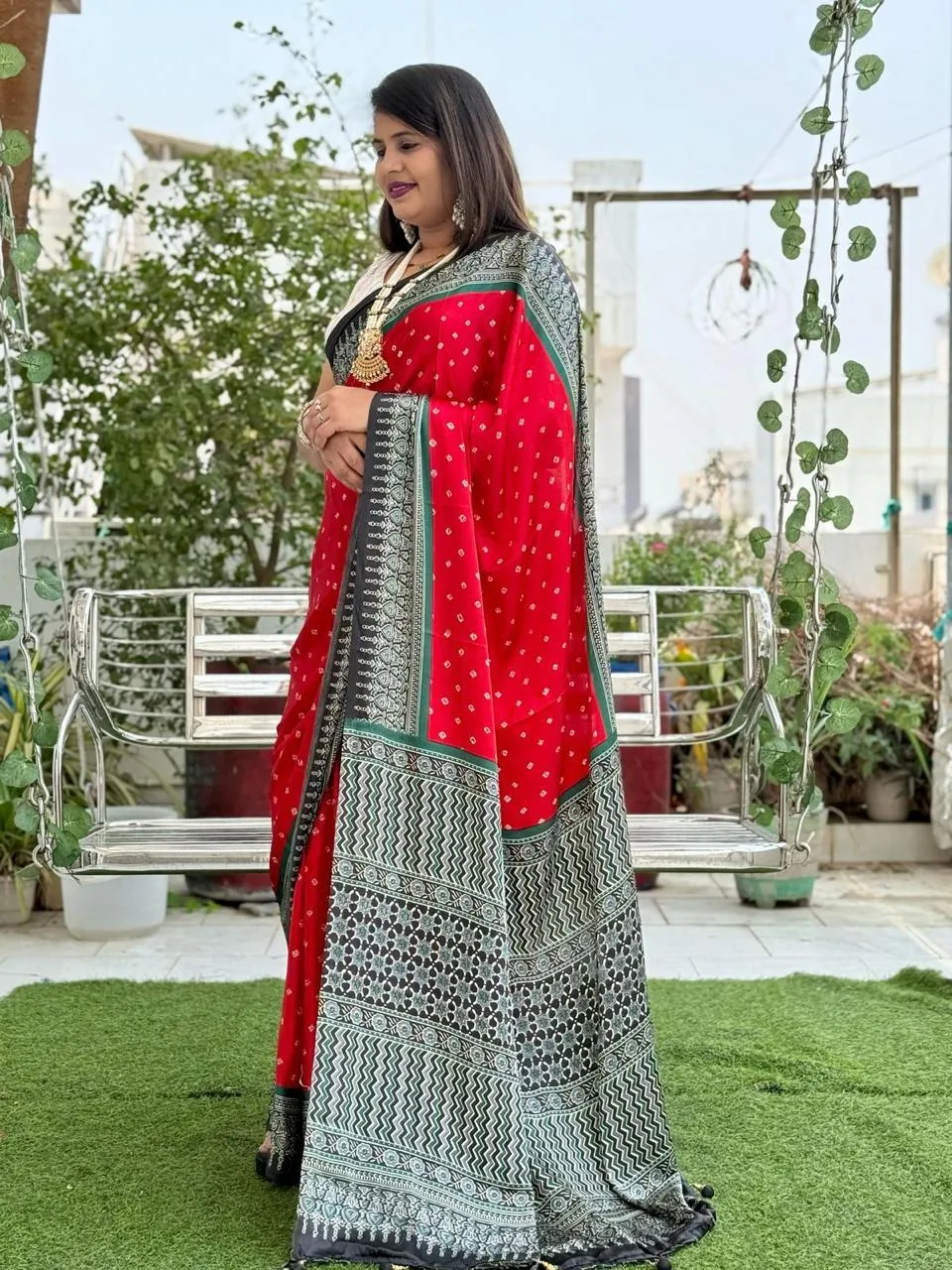 Buy New Supar Premium Saree in Surat - Reseller Bazzar